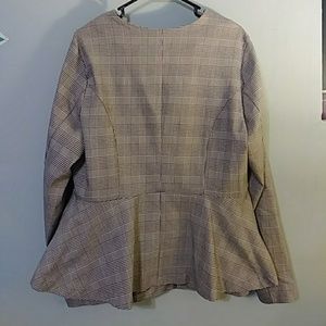 2X peplum houndstooth blazer